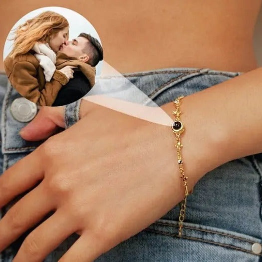 Vierblättriges Kleeblatt-Projektionsarmband