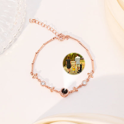 Vierblättriges Kleeblatt-Projektionsarmband