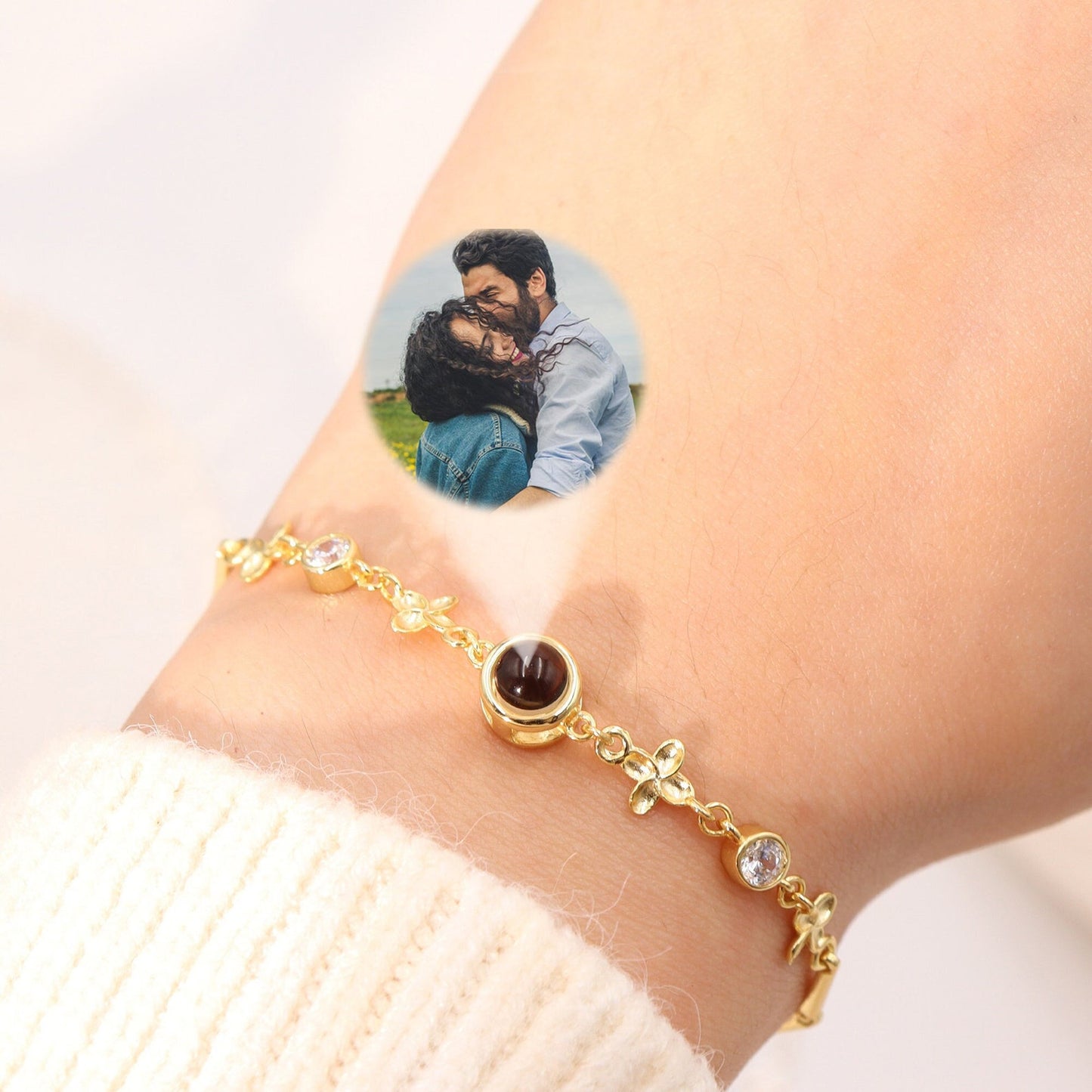 Vierblättriges Kleeblatt-Projektionsarmband