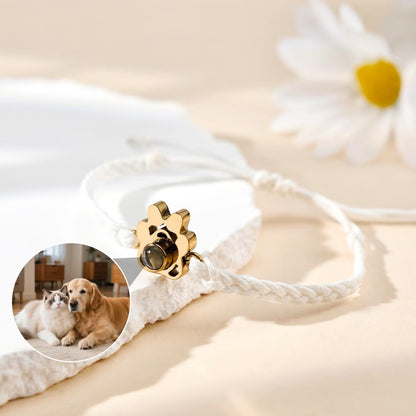 Geflochtenes Hundekralle-Armband mit Foto-Projektion